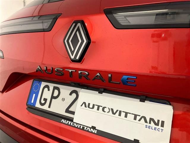 RENAULT Austral usata, con Isofix