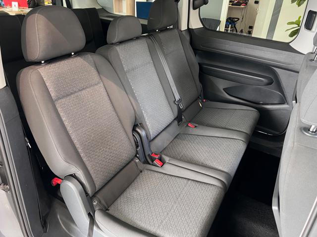FORD Tourneo Connect usata, con Volante in pelle