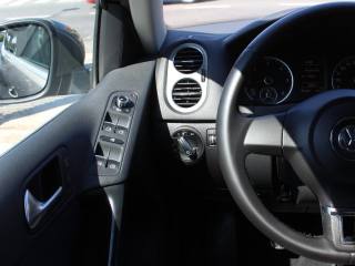 VOLKSWAGEN Tiguan usata, con Bracciolo