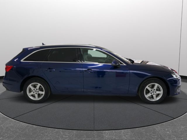 AUDI A4 usata, con Fari LED