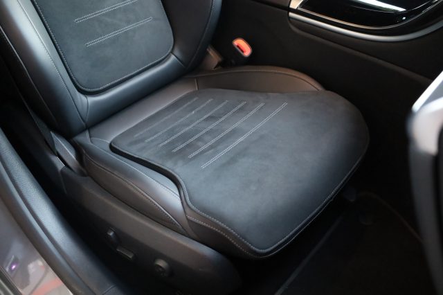 MERCEDES-BENZ C 300 usata 157