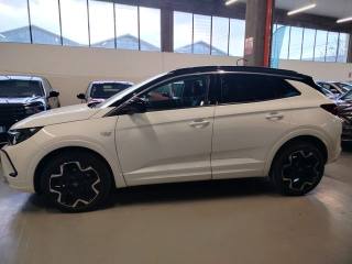 OPEL Grandland usata, con Regolazione elettrica sedili