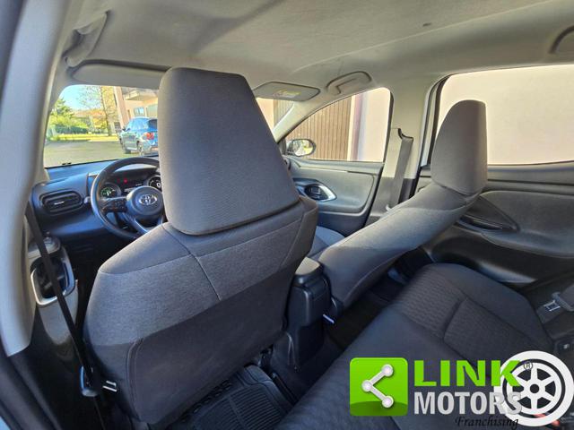 TOYOTA Yaris usata, con Volante multifunzione