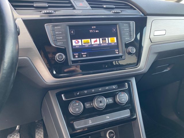 VOLKSWAGEN Touran usata, con Sedili riscaldati