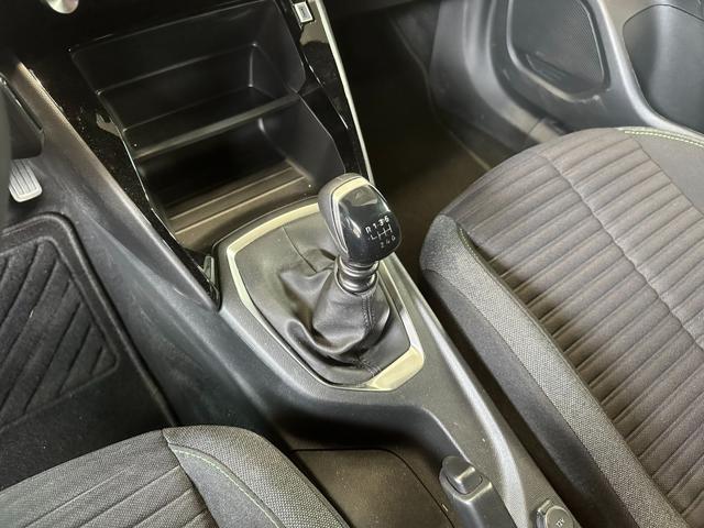 PEUGEOT 2008 usata, con Touch screen