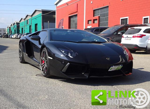LAMBORGHINI Aventador usata, con Autoradio
