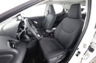 TOYOTA Yaris usata 2