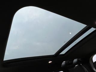 LAND ROVER Defender usata, con Interni in pelle