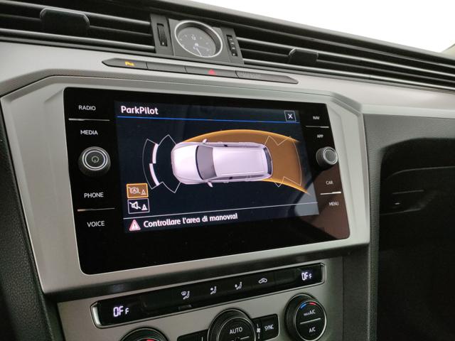 VOLKSWAGEN Passat Variant usata, con Fendinebbia