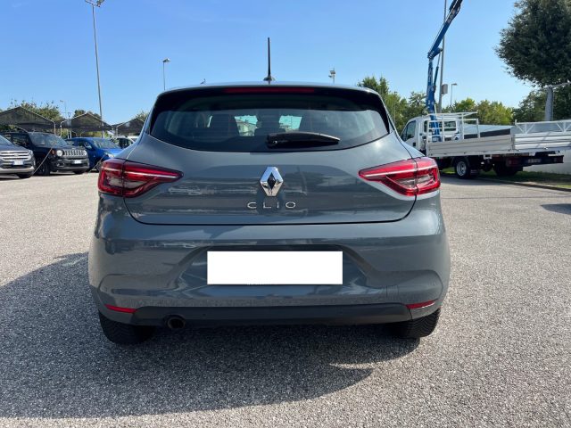 RENAULT Clio usata, con Autoradio