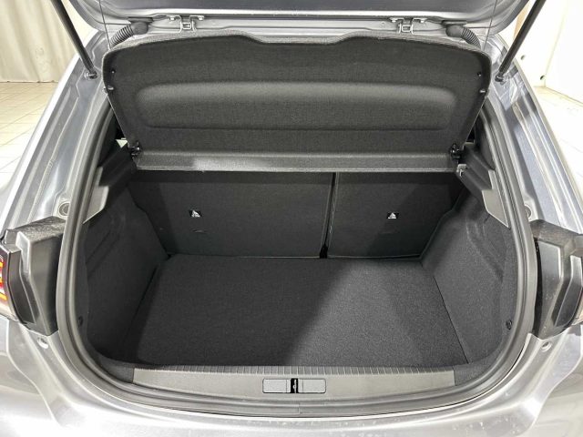 PEUGEOT 208 usata, con Bracciolo