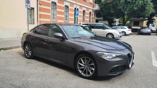 ALFA ROMEO Giulia usata, con Autoradio