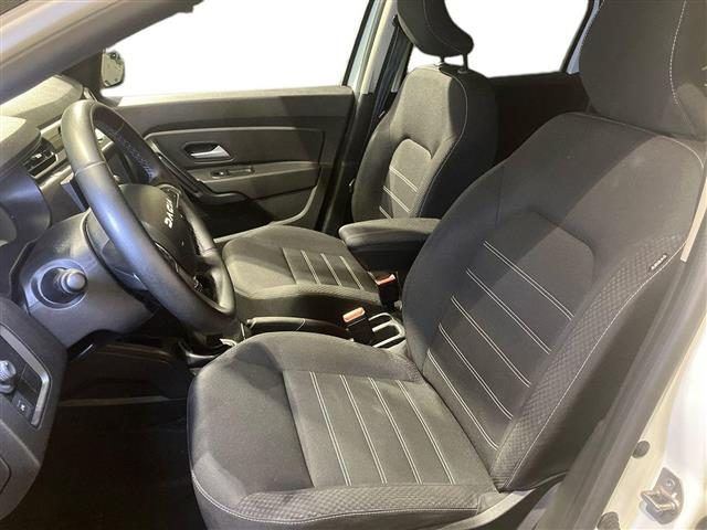 DACIA Duster usata, con Sensori di parcheggio posteriori