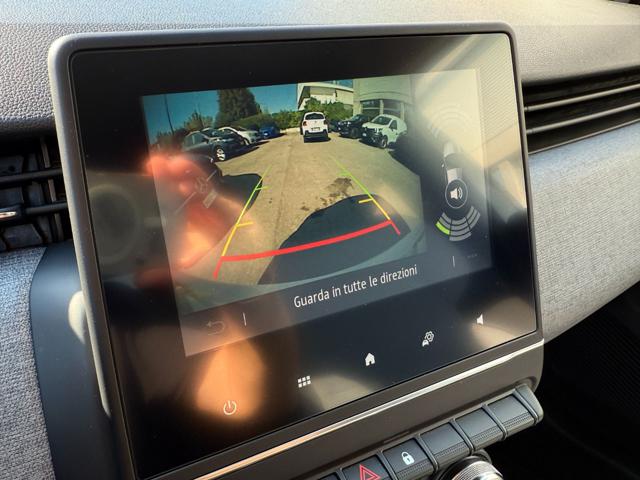 MITSUBISHI Colt usata, con USB