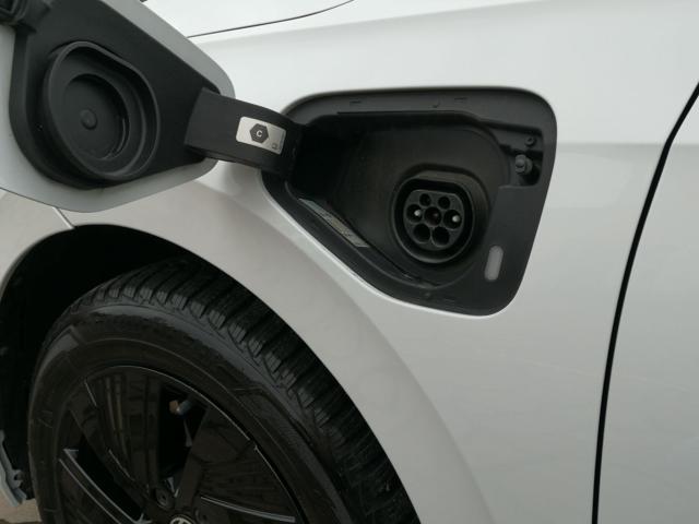 VOLKSWAGEN Golf usata, con Fari LED