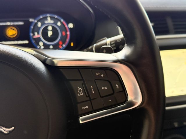 JAGUAR E-Pace usata, con Regolazione elettrica sedili