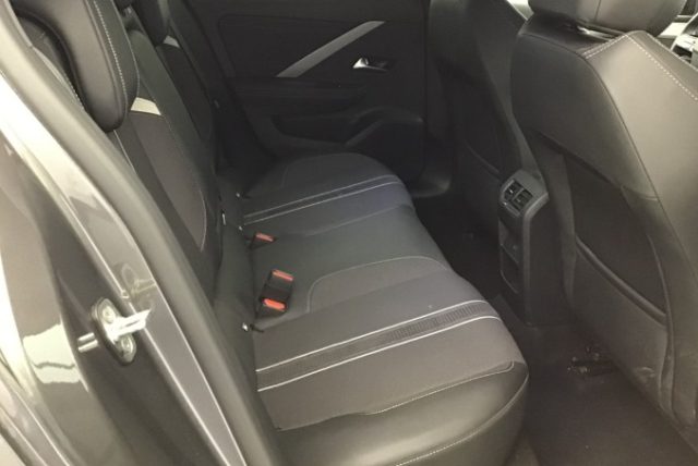 OPEL Astra usata, con Vetri oscurati