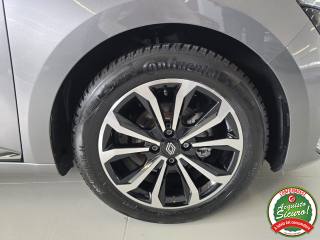 RENAULT Clio usata, con Autoradio digitale