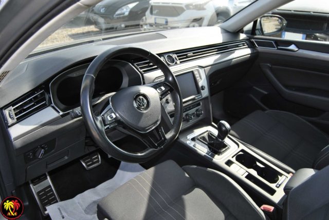 VOLKSWAGEN Passat usata, con Alzacristalli elettrici