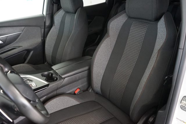 PEUGEOT 3008 usata, con Chiusura centralizzata