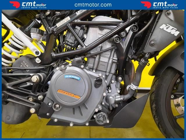 KTM 390 Duke usata 2
