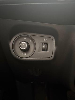 MG MG3 usata, con Fari LED