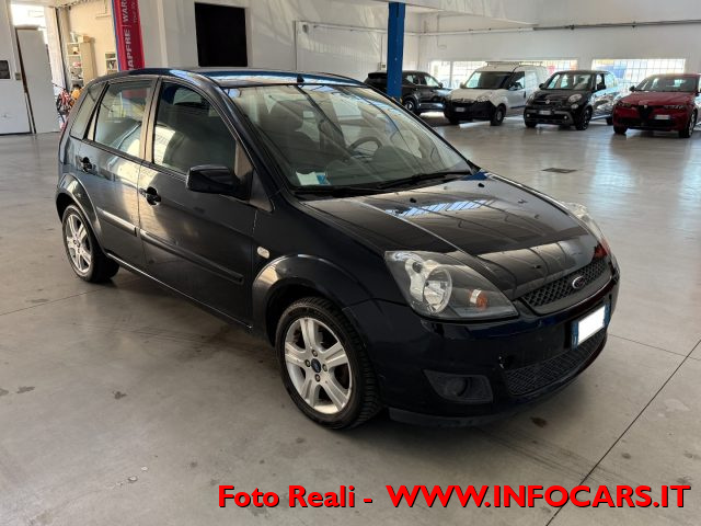 FORD Fiesta usata, con ABS
