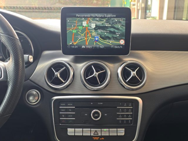 MERCEDES-BENZ GLA 200 usata, con Luci diurne LED