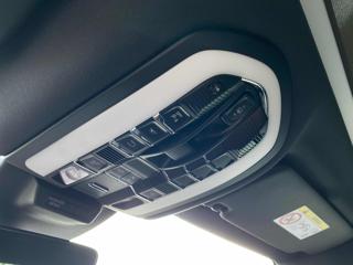 PORSCHE Macan usata, con Sedile posteriore sdoppiato