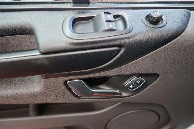 FORD Transit Custom usata, con Autoradio digitale