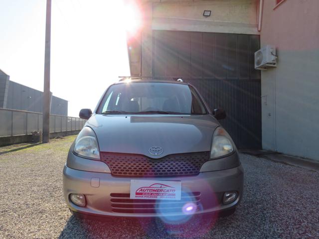 TOYOTA Yaris usata, con Airbag