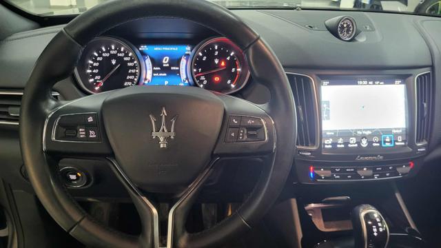 MASERATI Levante usata, con Interni in pelle