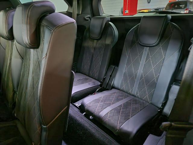 PEUGEOT 5008 usata, con Climatizzatore