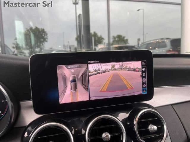 MERCEDES-BENZ C 220 usata, con Autoradio