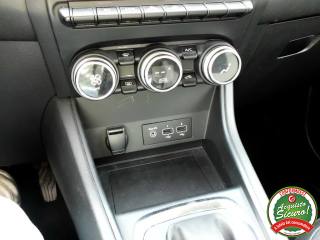 RENAULT Captur usata, con Touch screen