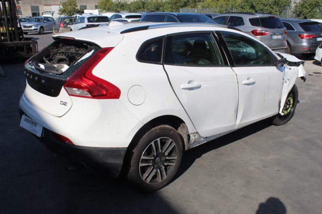 VOLVO V40 Cross Country usata, con Boardcomputer