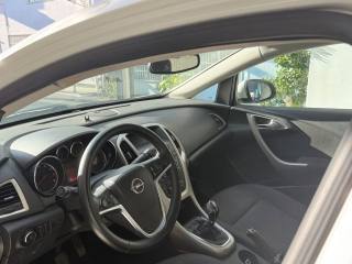 OPEL Astra usata, con Autoradio