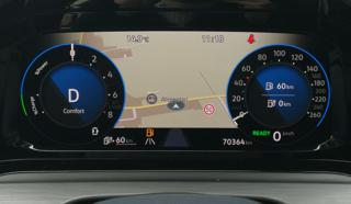 VOLKSWAGEN Golf usata, con Park Distance Control
