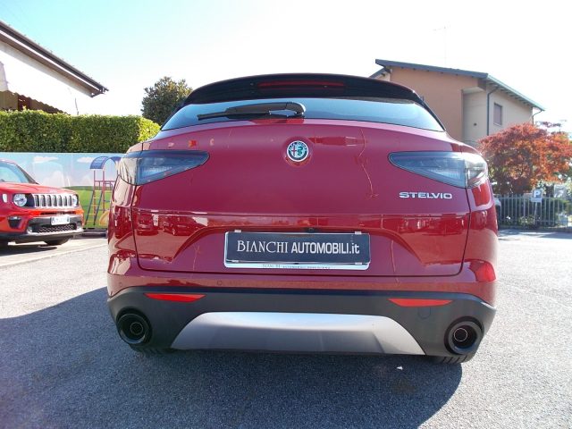 ALFA ROMEO Stelvio usata, con Autoradio