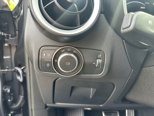 ALFA ROMEO Stelvio usata, con Autoradio