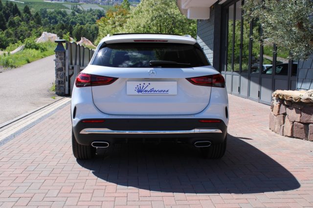 MERCEDES-BENZ GLA 250 usata, con Boardcomputer