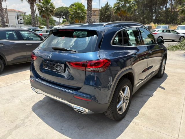MERCEDES-BENZ GLA 200 usata, con Alzacristalli elettrici