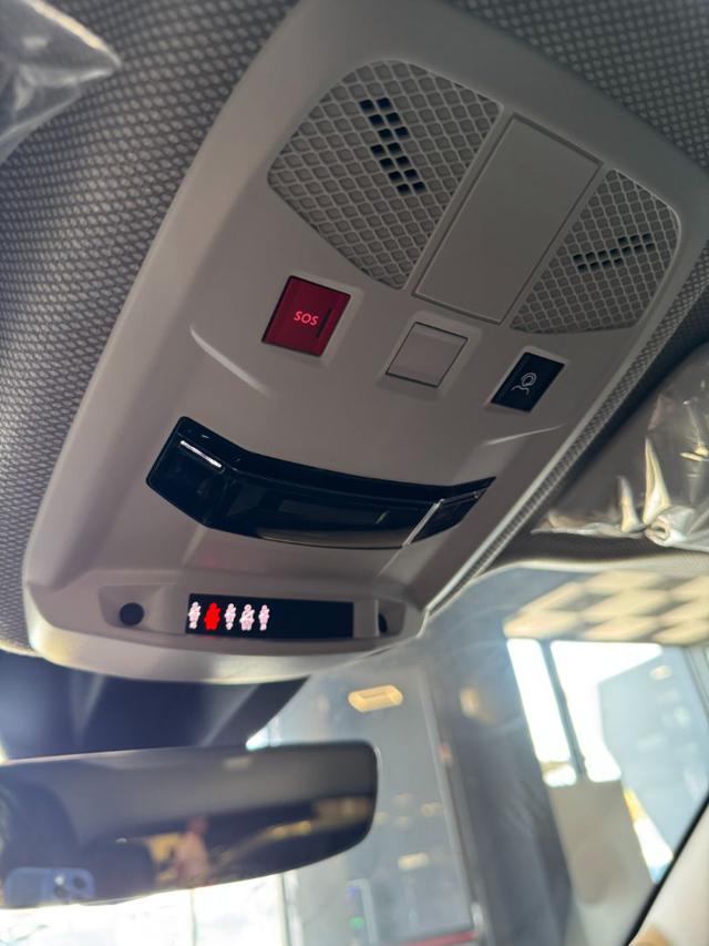 JEEP Avenger usata, con Servosterzo