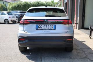 VOLKSWAGEN Taigo usata 101