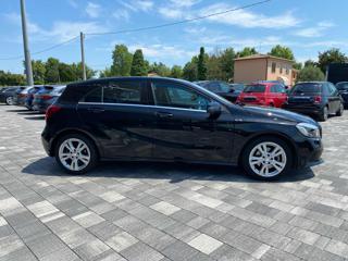MERCEDES-BENZ A 180 usata, con Alzacristalli elettrici