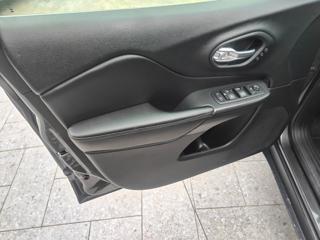 JEEP Cherokee usata, con Interni in pelle
