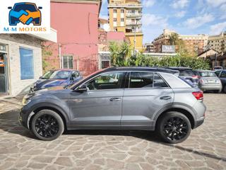 VOLKSWAGEN T-Roc usata, con Autoradio
