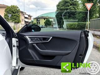 JAGUAR F-Type usata, con Leve al volante
