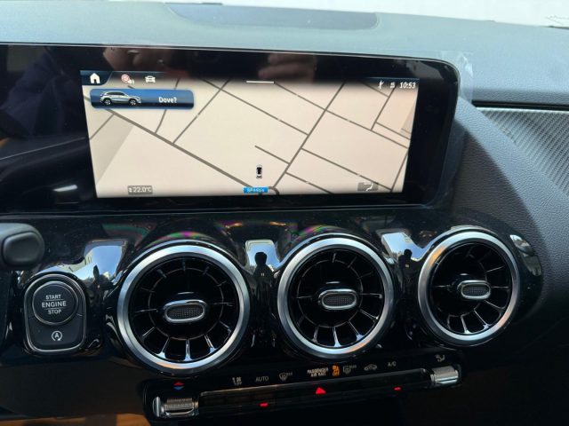 MERCEDES-BENZ GLA 180 usata, con Specchietti laterali elettrici