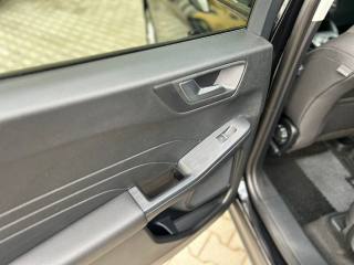 FORD Kuga usata, con Fari LED